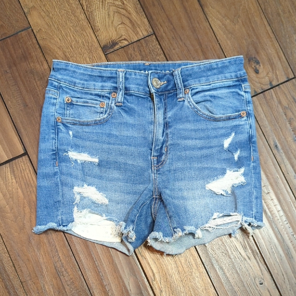 American Eagle Outfitters Ripped Blue Jean Mide Shorts Size 6
